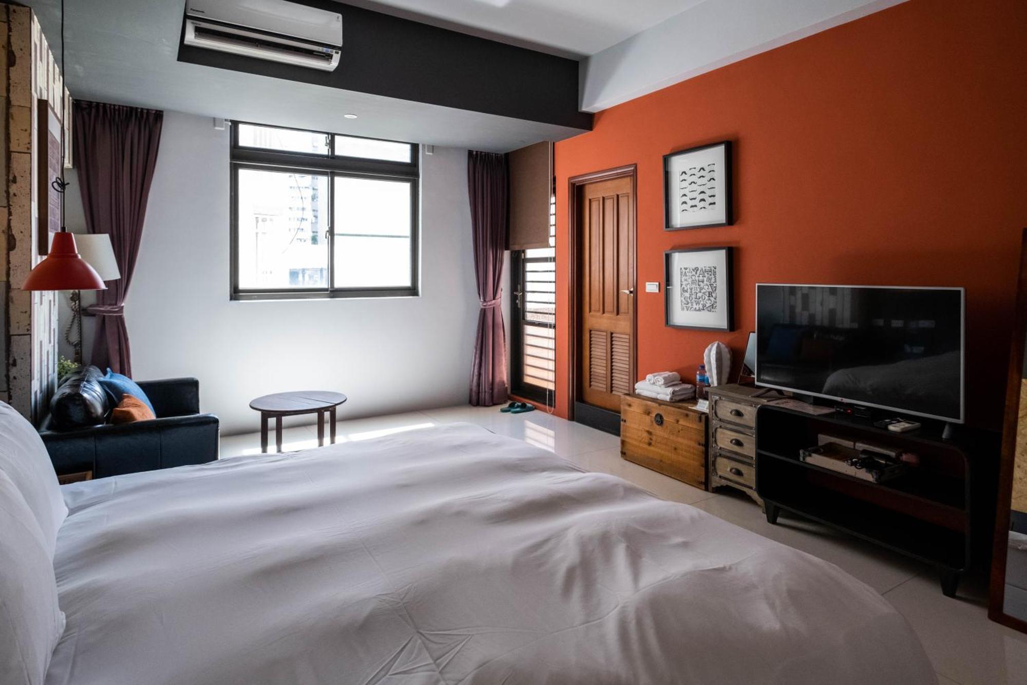 Huzi Room Тайнан Екстериор снимка