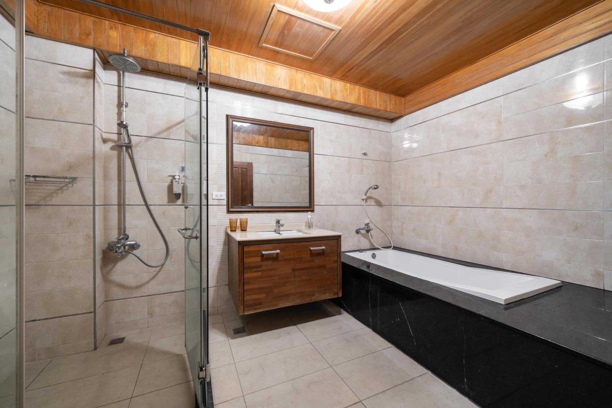 Huzi Room Тайнан Екстериор снимка