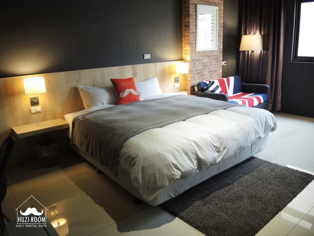 Huzi Room Тайнан Екстериор снимка