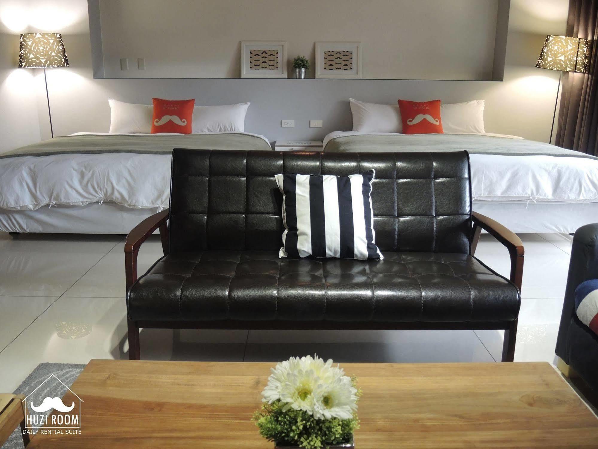 Huzi Room Тайнан Екстериор снимка